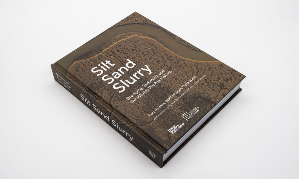 Silt Sand Slurry. Book design by Pablo Mandel.